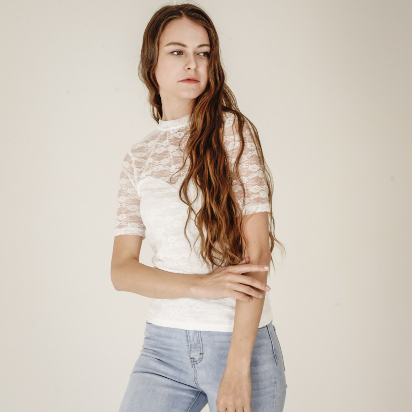 249090_white (1).jpg