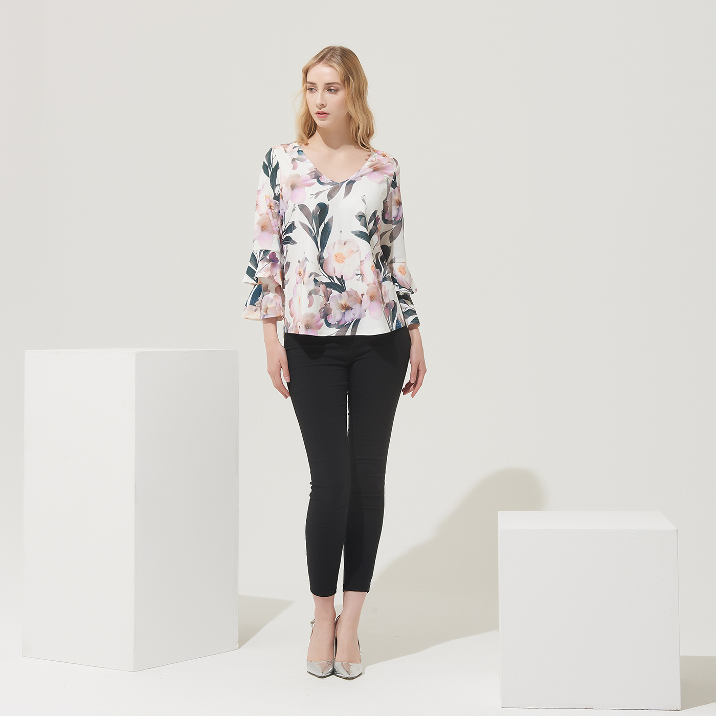 970160-cream (1).jpg