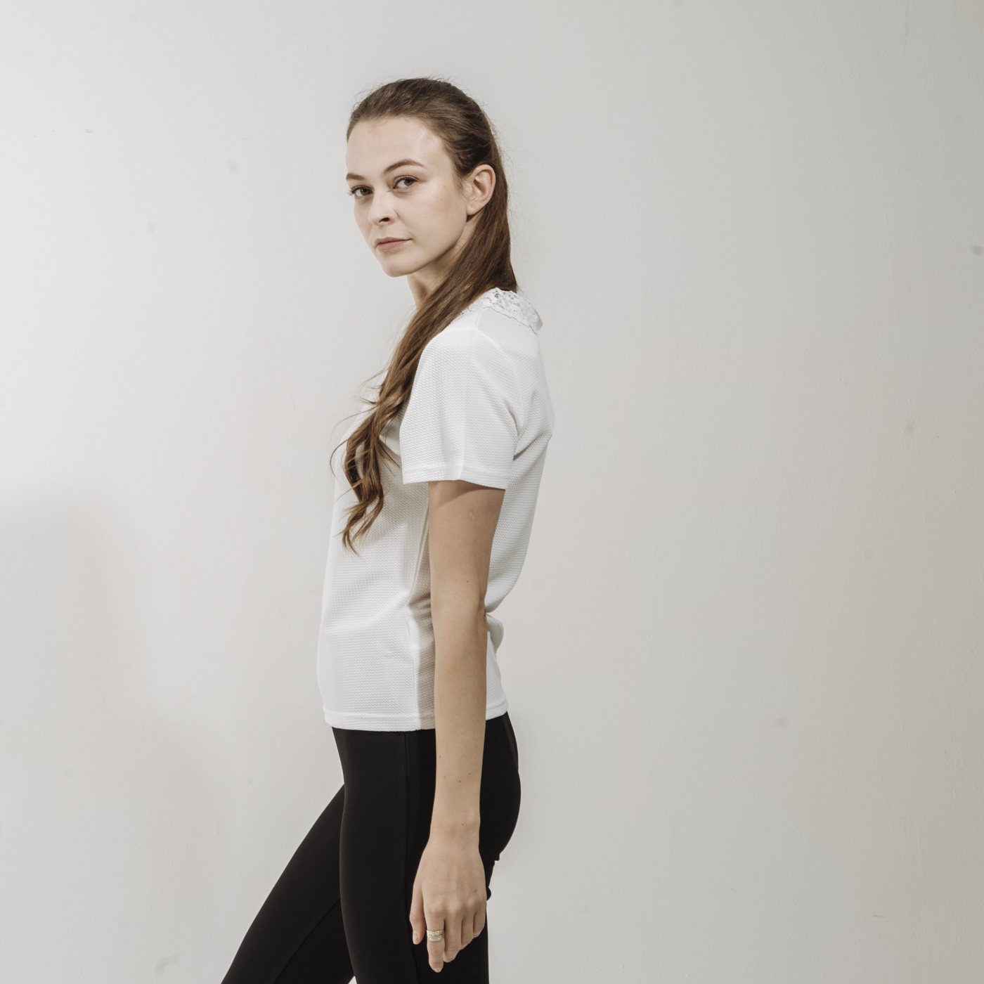 977640_whtie (4).jpg