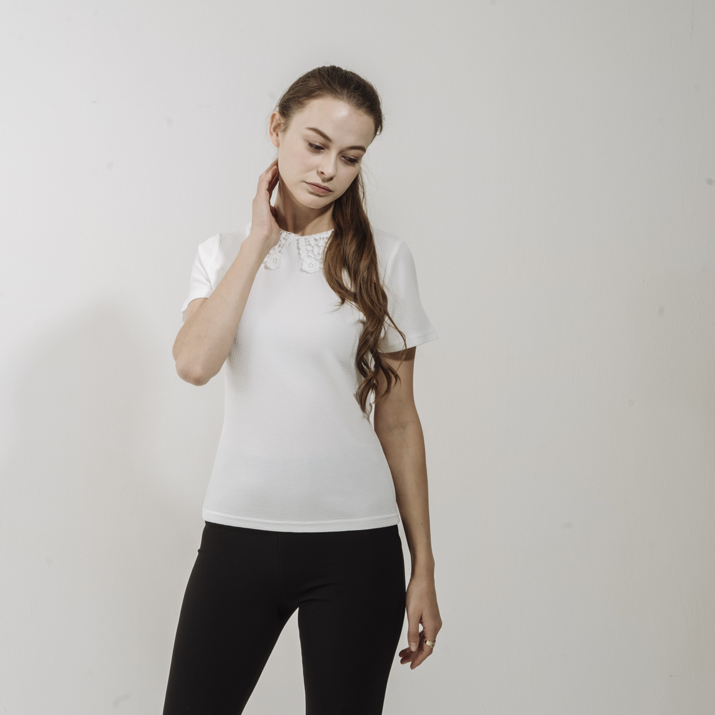 977640_whtie (1).jpg