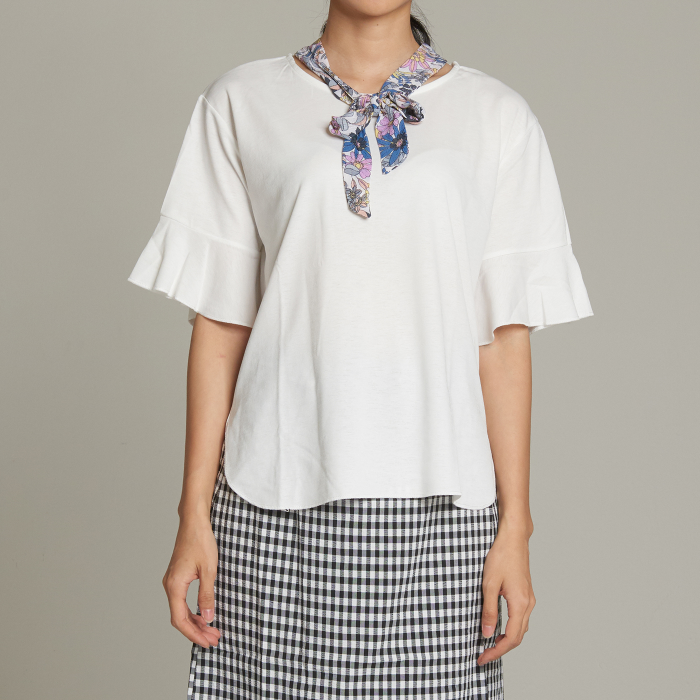 425280-white (1).jpg