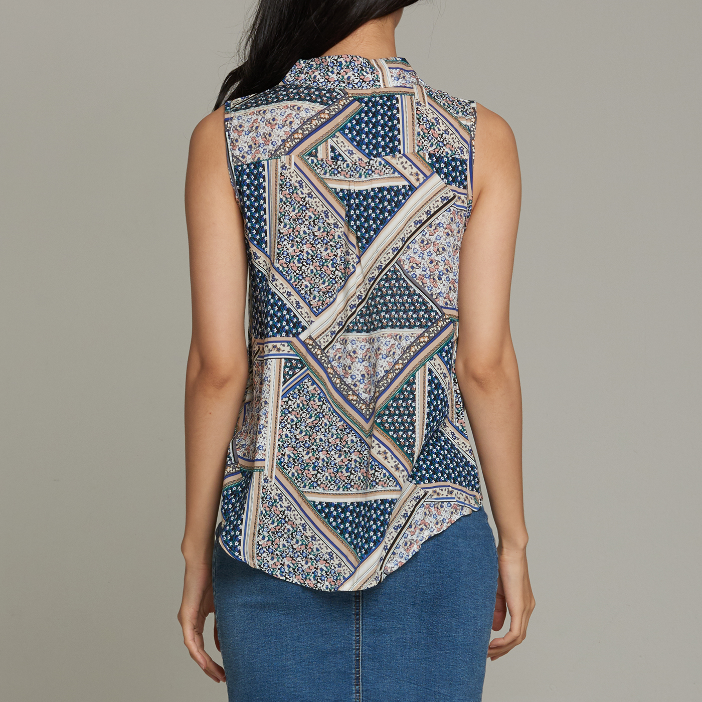 551880-black (3).jpg